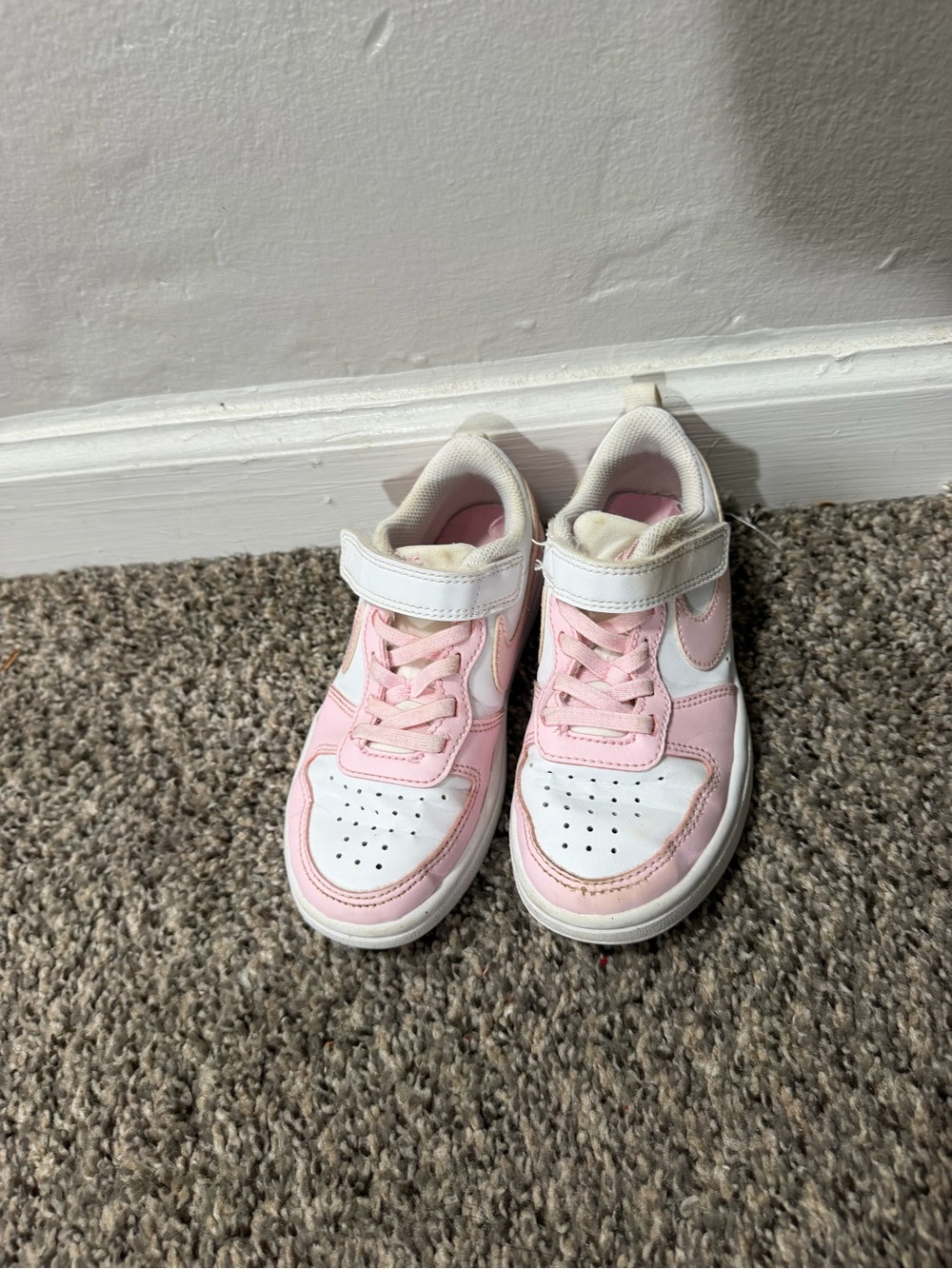 Nike Kids White and Pink Hook-and-Loop Sneakers